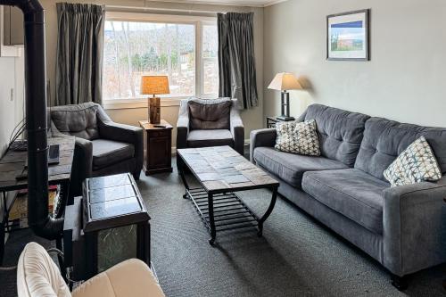 Mountainside Resort G204 — 4-Star Luxury Hotel in Stowe, United States
