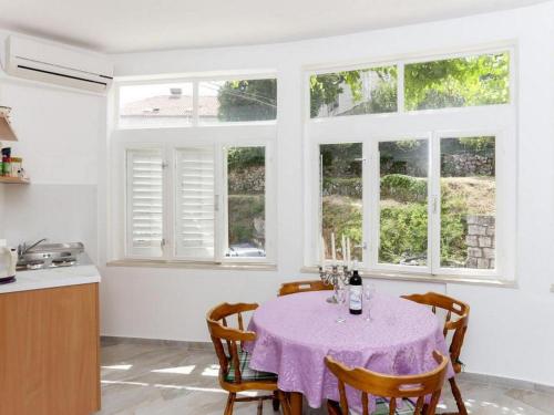 Apartments Sisic One Bedroom Apartment with Terrace