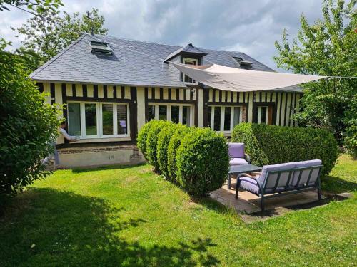 Longere de Charme Entre Campagne Et Mer - carbon neutral hotel in Unknown City