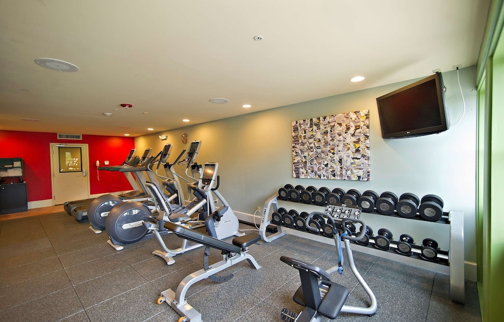 DoubleTree Suites by Hilton Hotel Huntsville South - photo 13