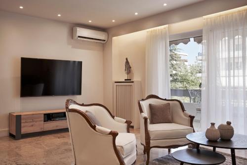 Marousi Fashion n bright 2bd Apt — 4-Star Luxury Hotel in Athens, Greece