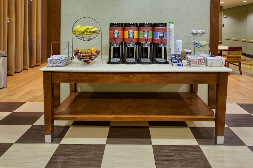 Hampton Inn & Suites Houston Rosenberg - photo 58