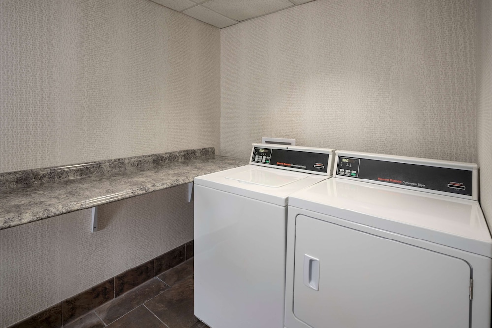 Hampton Inn & Suites Phoenix North Happy Valley - photo 27