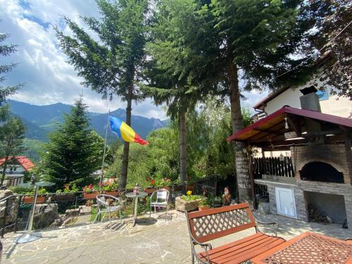 Vila Mara Busteni — 4-Star Luxury Hotel in Busteni, Romania