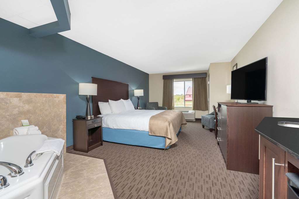 AmericInn by Wyndham Windom - photo 10