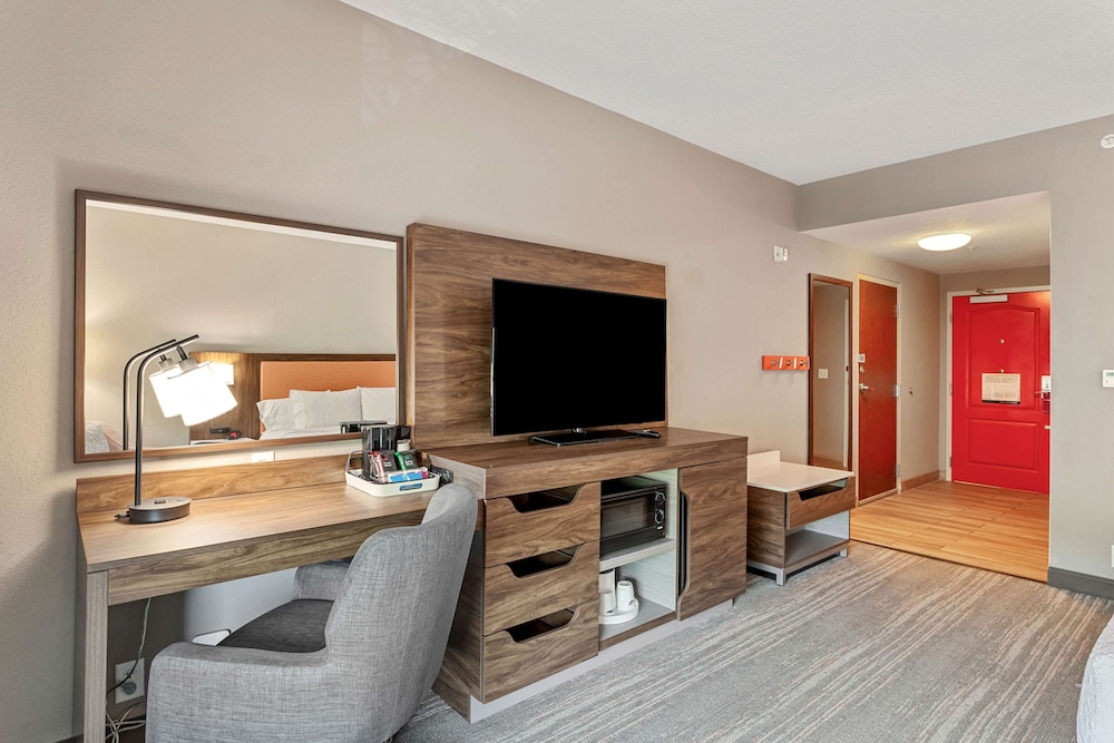 Hampton Inn & Suites Orlando Apopka - photo 14