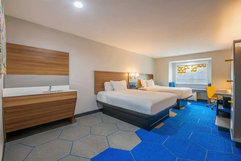 Microtel Inn & Suites by Wyndham Anderson Clemson - photo 30