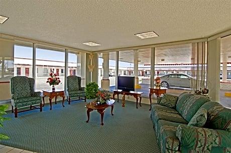 Americas Best Value Inn Altus - photo 4