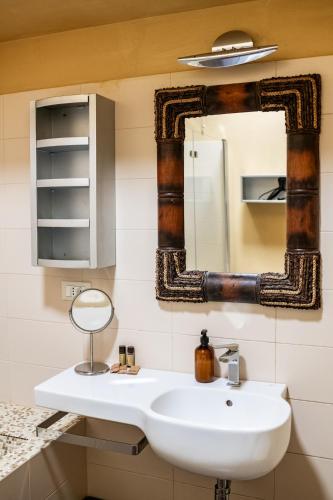 Giano Host Indoratori - last minute hotel in Genoa