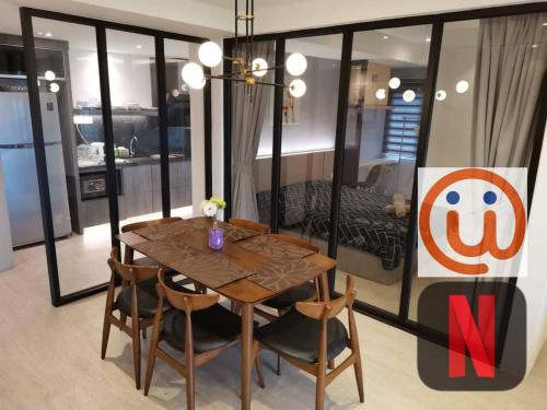 Pax6 2 Melaka Famous Homestay Klebang Homefeel — 4-Star Luxury Hotel in Malacca, Malaysia
