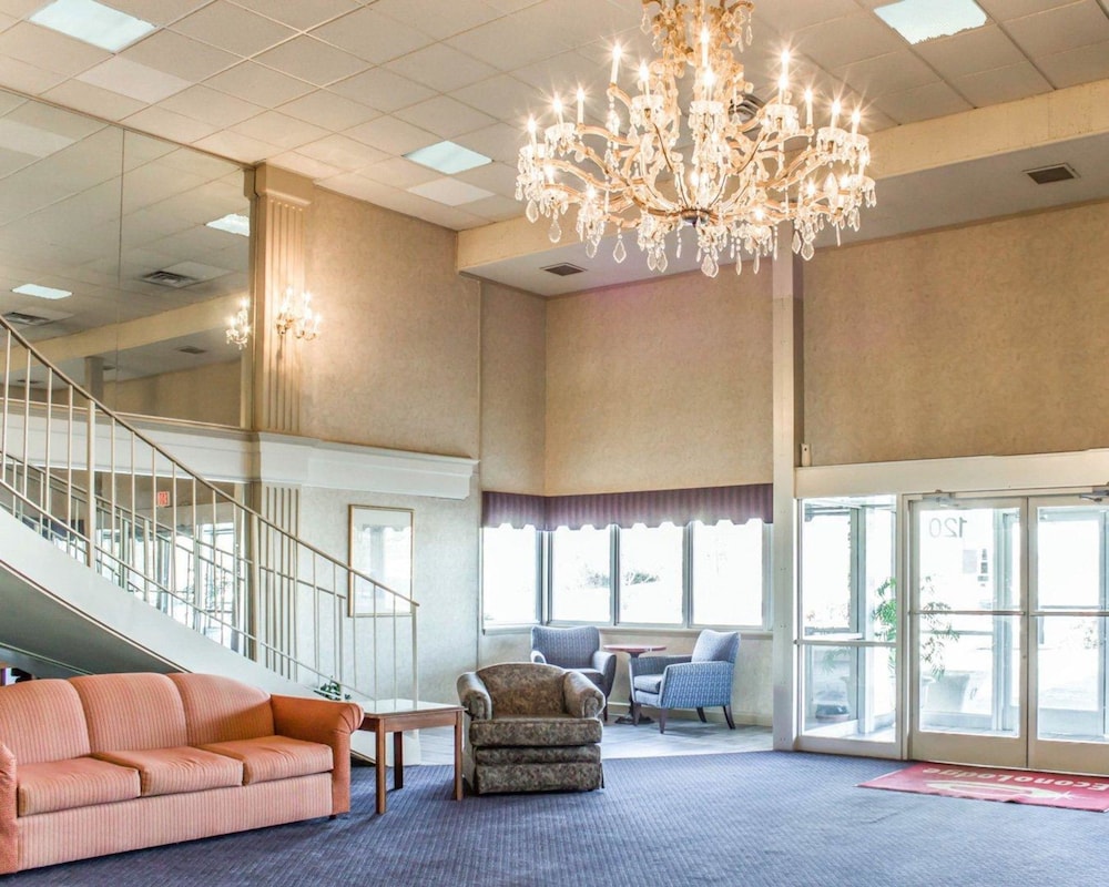 Dayspring Extended Stay - photo 13