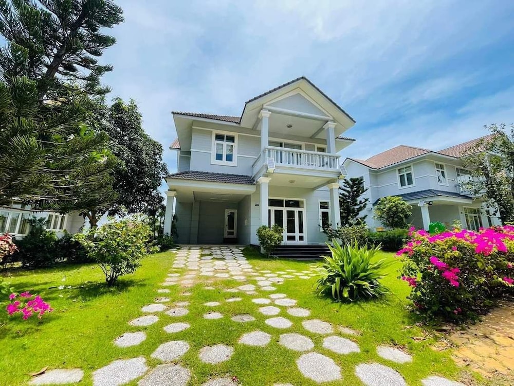 Soan Villa Sealink Mũi Né — 4-Star Luxury Hotel in Phan Thiet, Vietnam