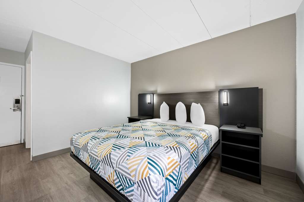 Motel 6 Portland ME - photo 24