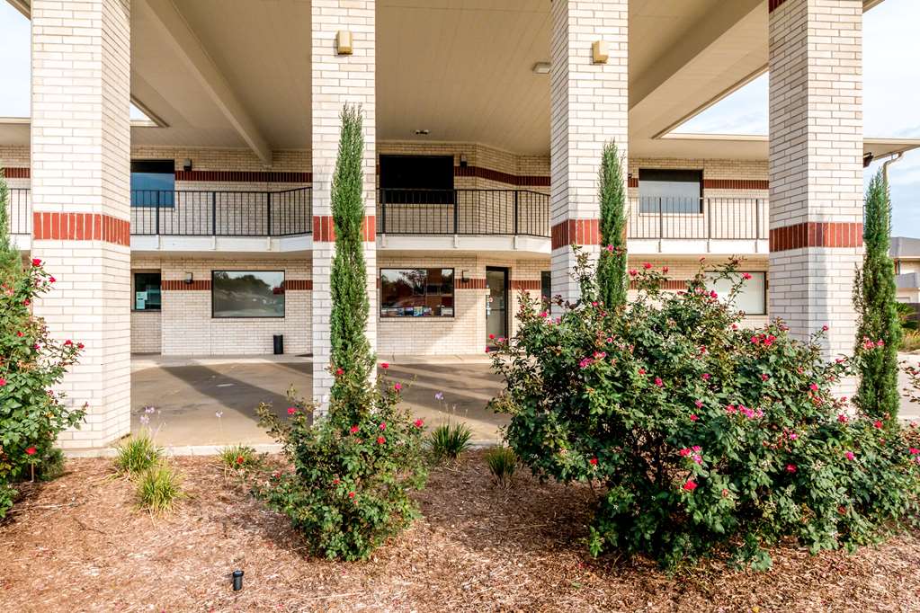 Motel 6 San Antonio TX South WW White Rd - photo 4