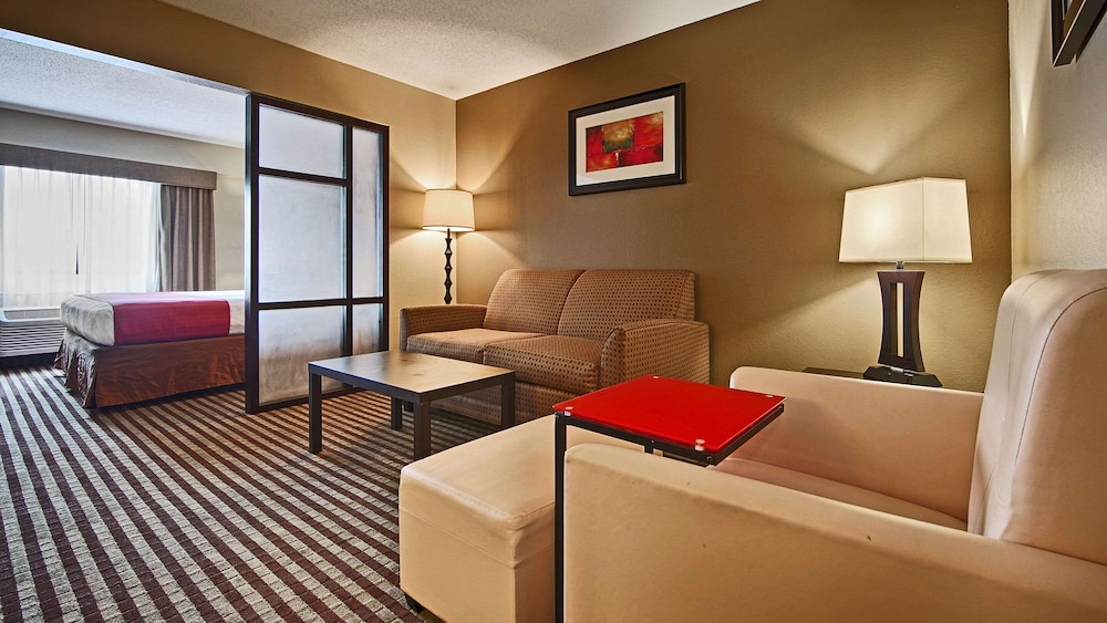 Comfort Inn and Suites Copley Akron - photo 7