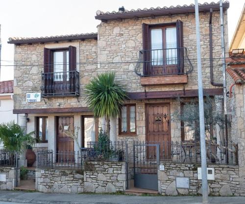 Casa Rural El Olivo El Almendro — 4-Star Luxury Hotel in Aldeadavila De La Ribera, Spain