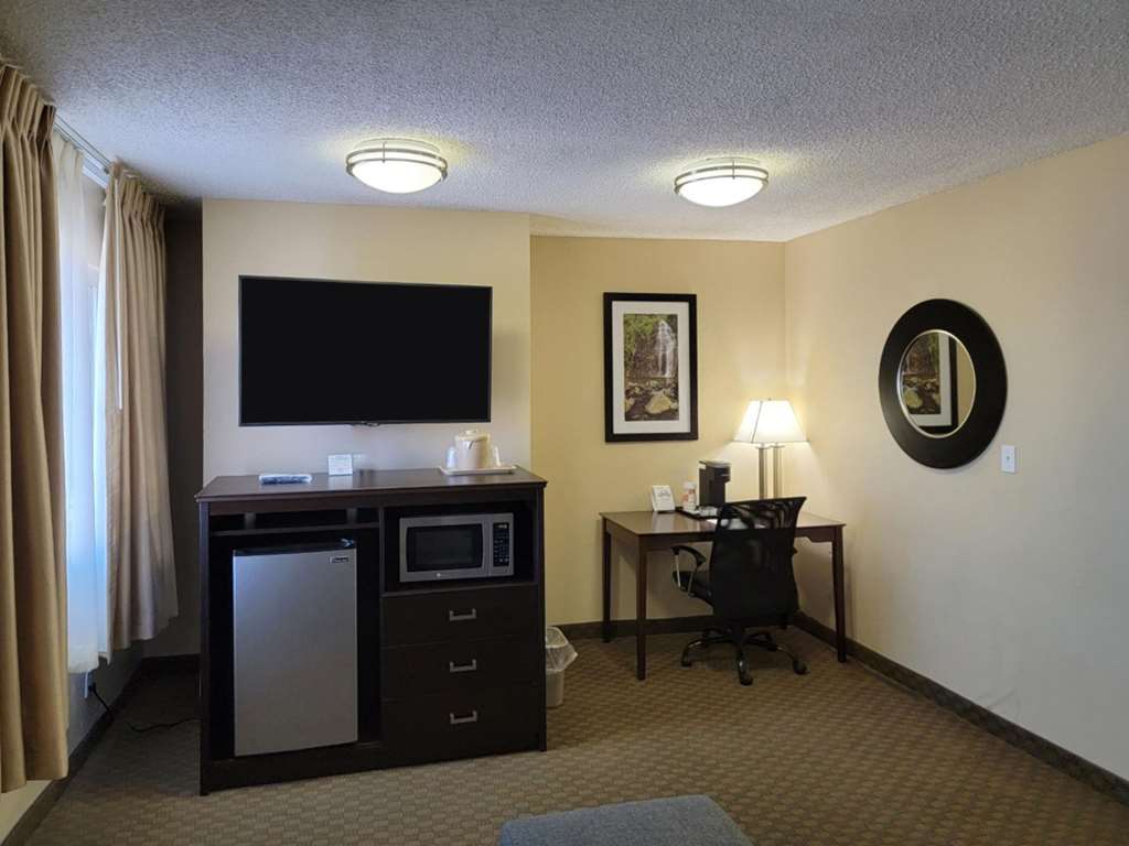 Quality Inn Ontario - photo 23