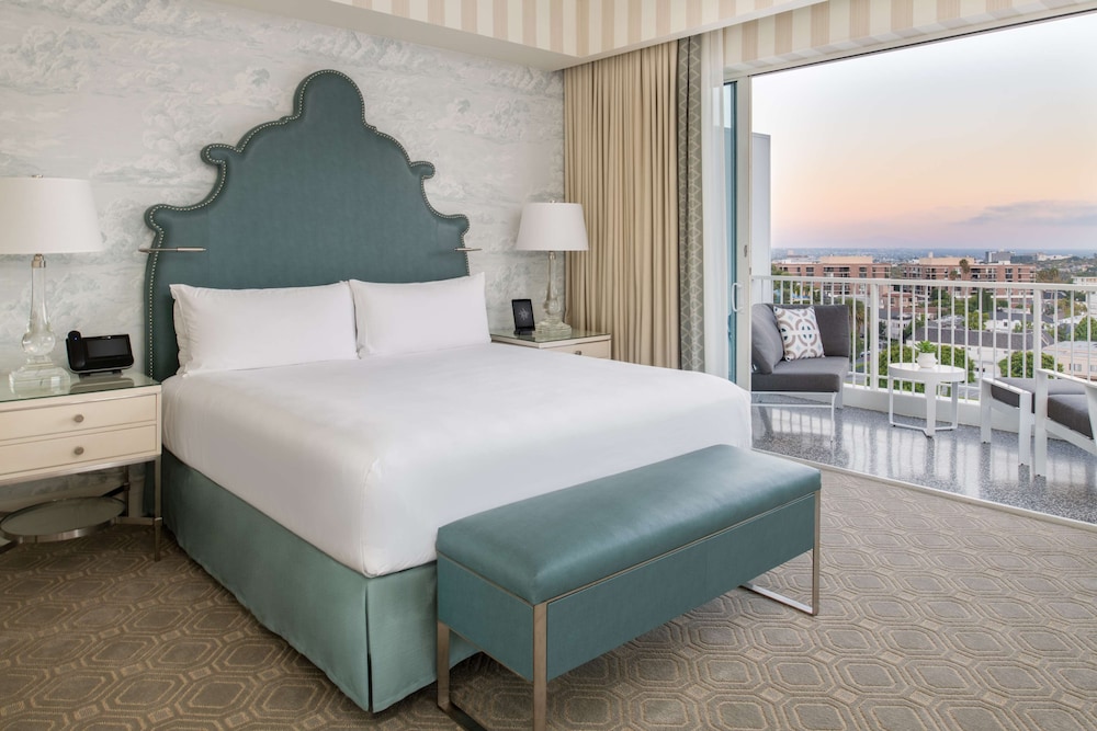 The Beverly Hilton - photo 14