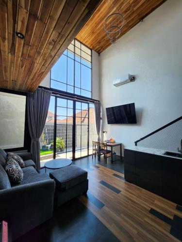 Felly House — 4-Star Luxury Hotel in Kerobokan, Indonesia