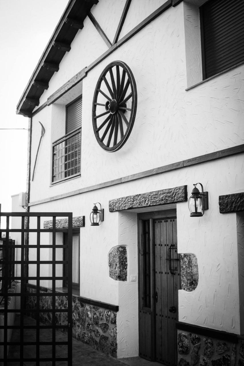 Casa Rural El Pajar de Puchero — 4-Star Luxury Hotel in Ruidera, Spain