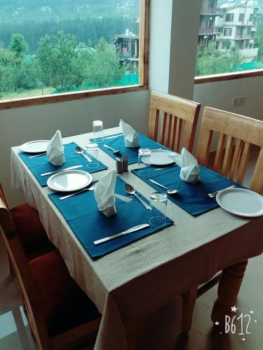 Pristine Inn Manali - last minute hotel in Manali