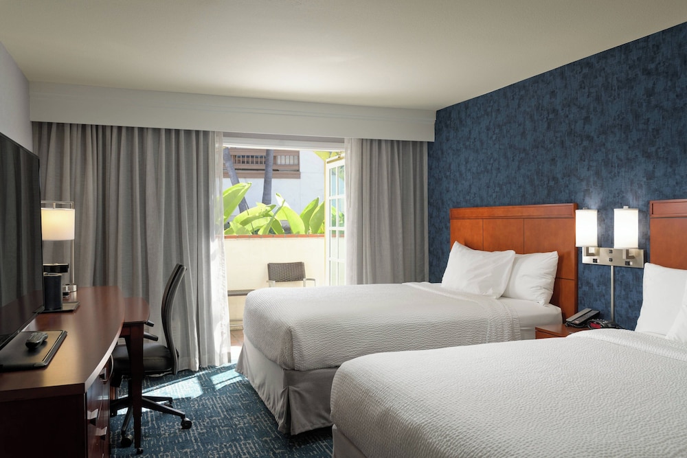 Courtyard by Marriott Old Town - photo 7
