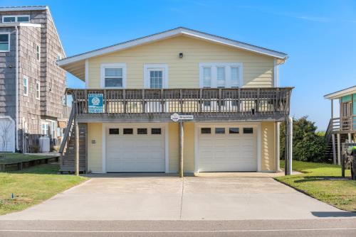Brigantine by Oak Island Accommodations - photo 32