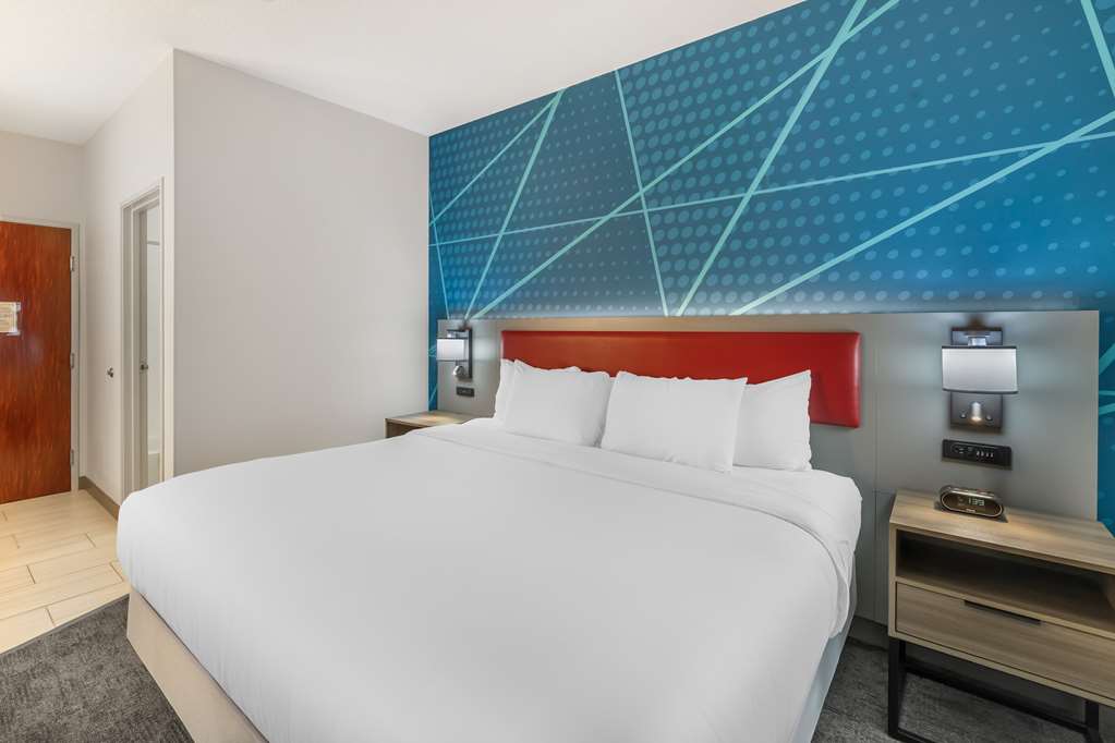 Comfort Suites Redmond Airport - photo 35