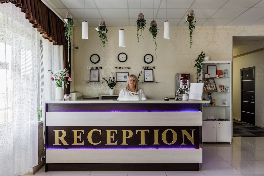 Hotel Mozart — Dinskaya