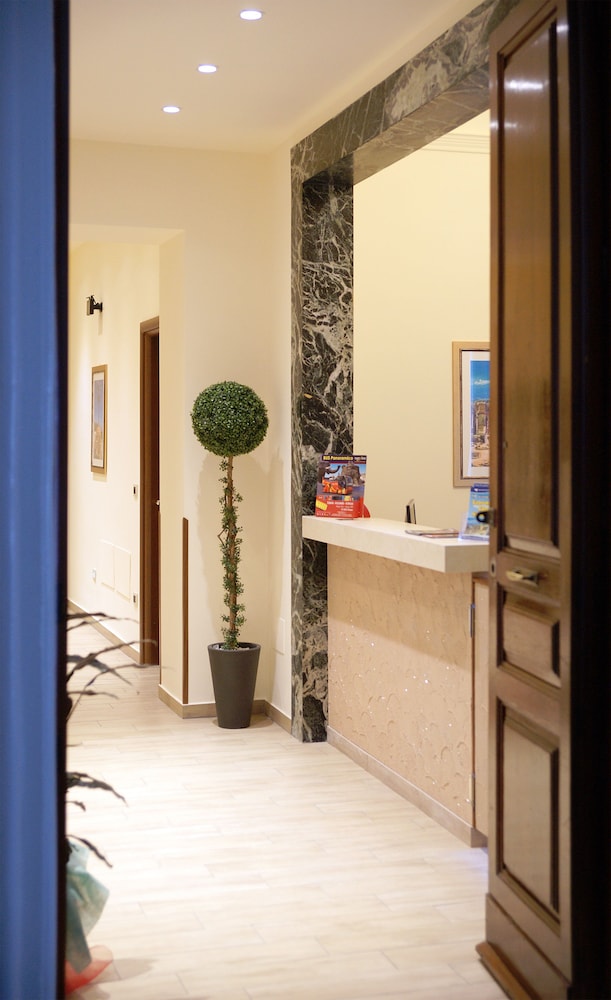 Hotel Sofia — Catania — photo 3