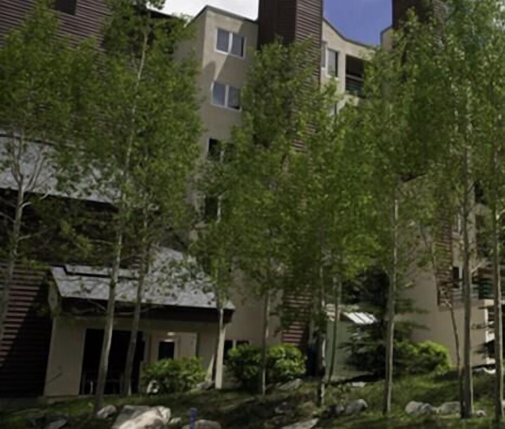 Iron Horse Resort - photo 18