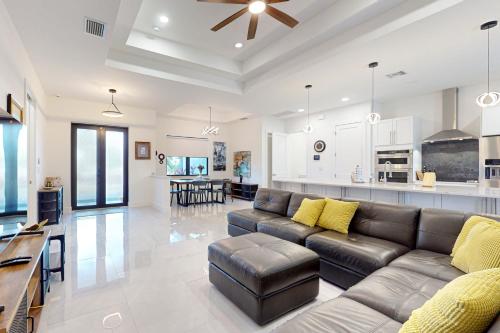 Villa Bonita Luxe — 4-Star Luxury Hotel in Bonita Springs, United States