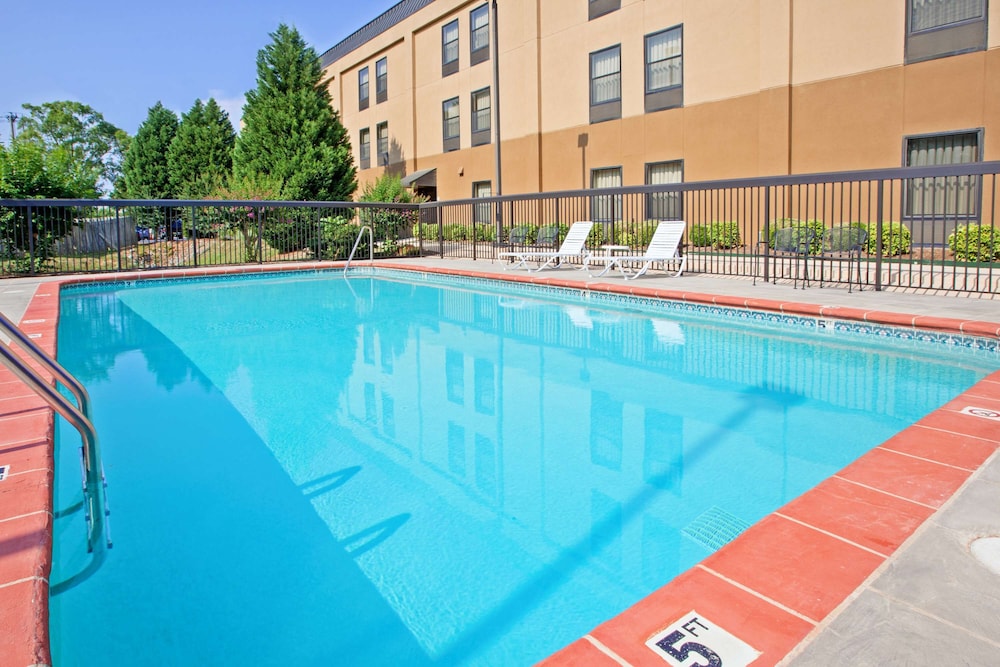 Hampton Inn Chattanooga Hixson - photo 19