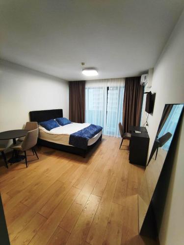 SeaBeach Tower Studio - carbon neutral hotel in Batumi