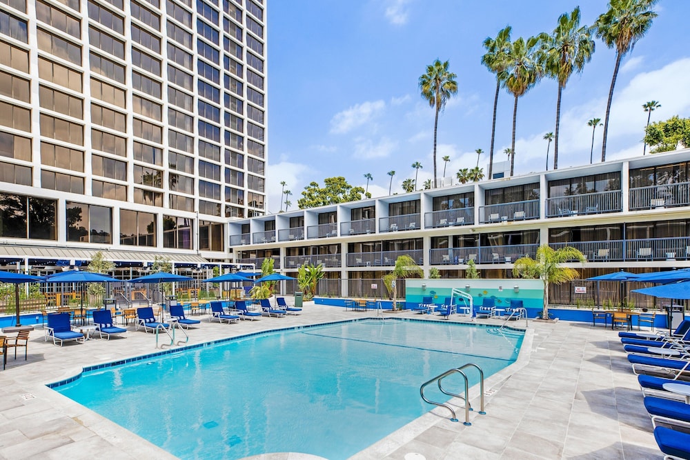 Sheraton Universal Hotel - photo 67
