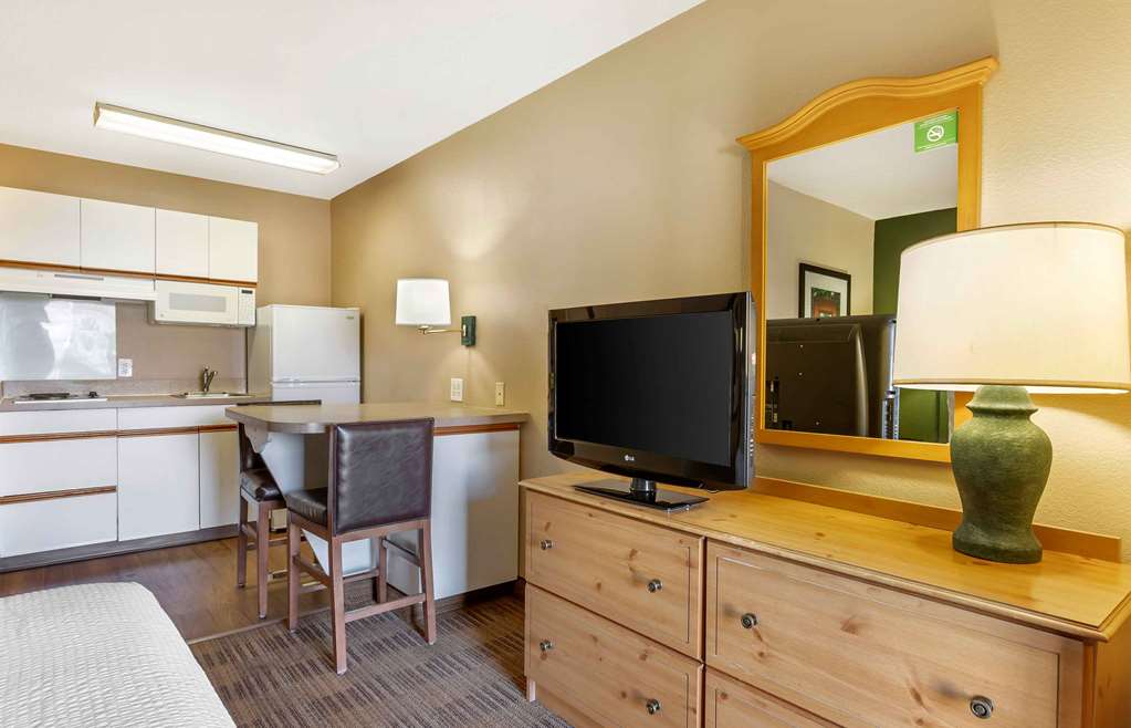 Extended Stay America Select Suites Phoenix Mesa West - photo 10