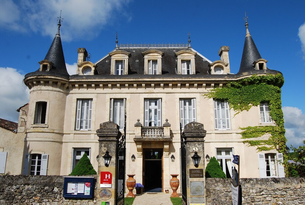 Hotel Edward 1Er — 4-Star Luxury Hotel in Clermont-Ferrand, France