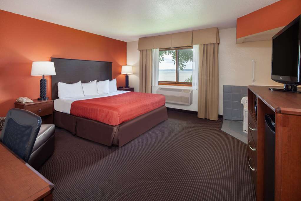 AmericInn by Wyndham Ashland - photo 26