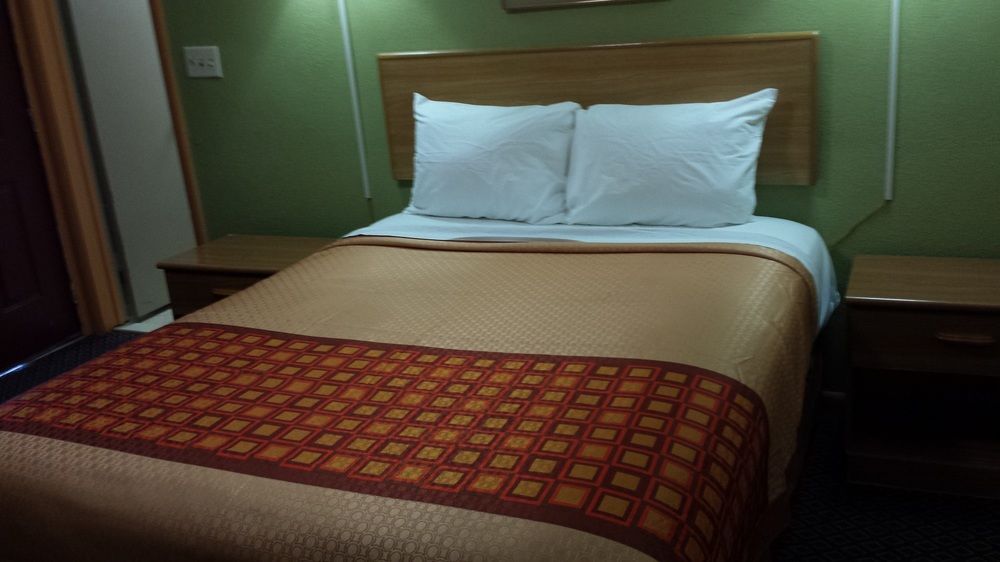 Happy Journey Motel - photo 22