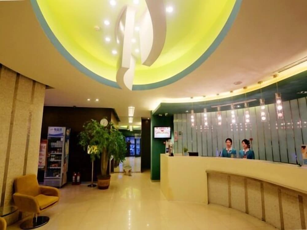 Jinjiang Inn Xuchang Hubin Road — hotel in Xuchang