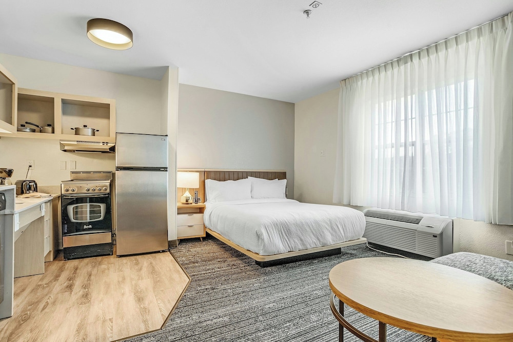 TownePlace Suites By Marriott Mobile - photo 4