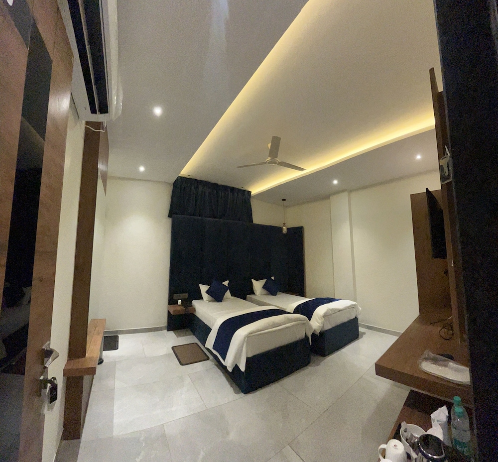 Hotel Lunar Stays — Bhopal — photo 3