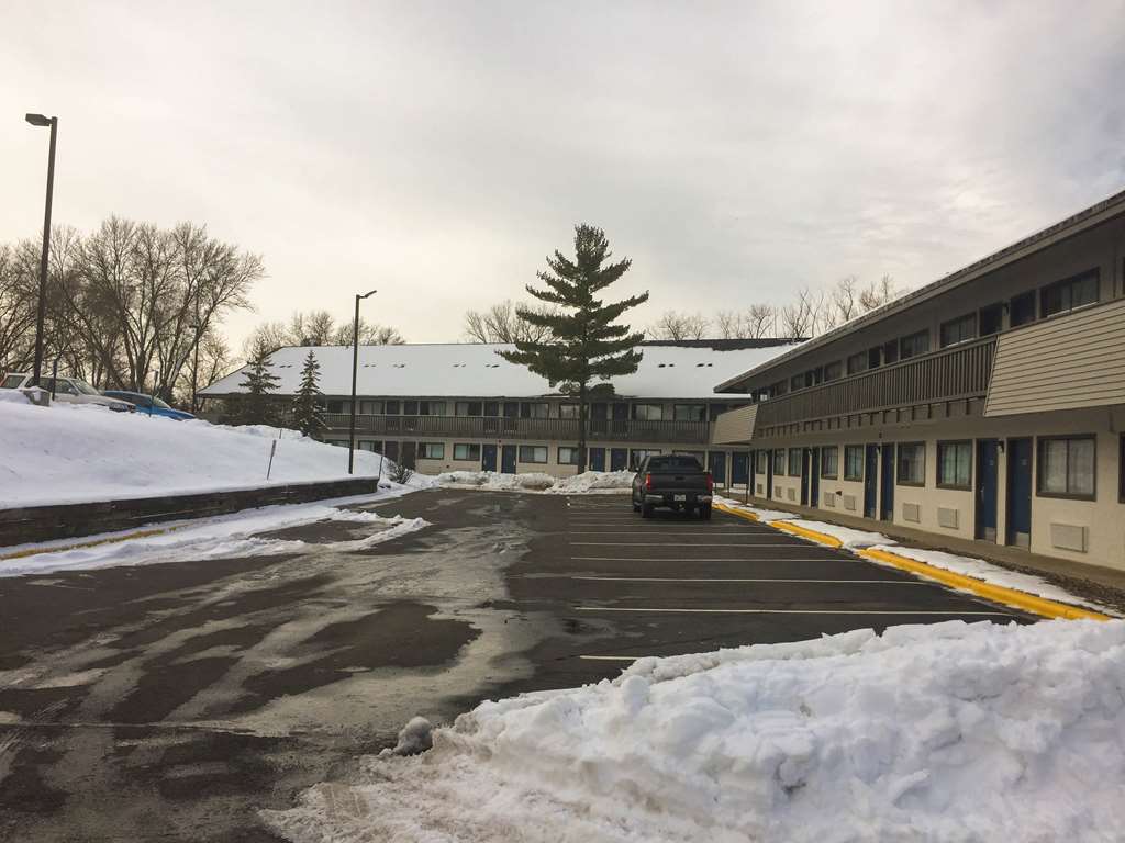 Motel 6 Burnsville MN - photo 3