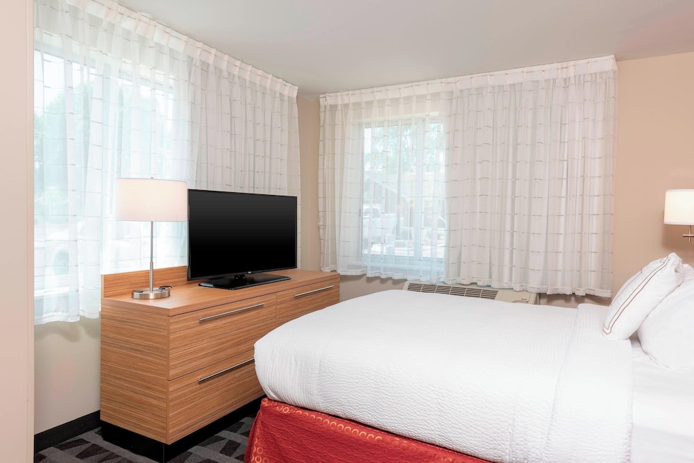 TownePlace Suites by Marriott Louisville North - photo 7