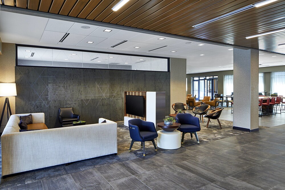 Courtyard by Marriott Minneapolis West - photo 3