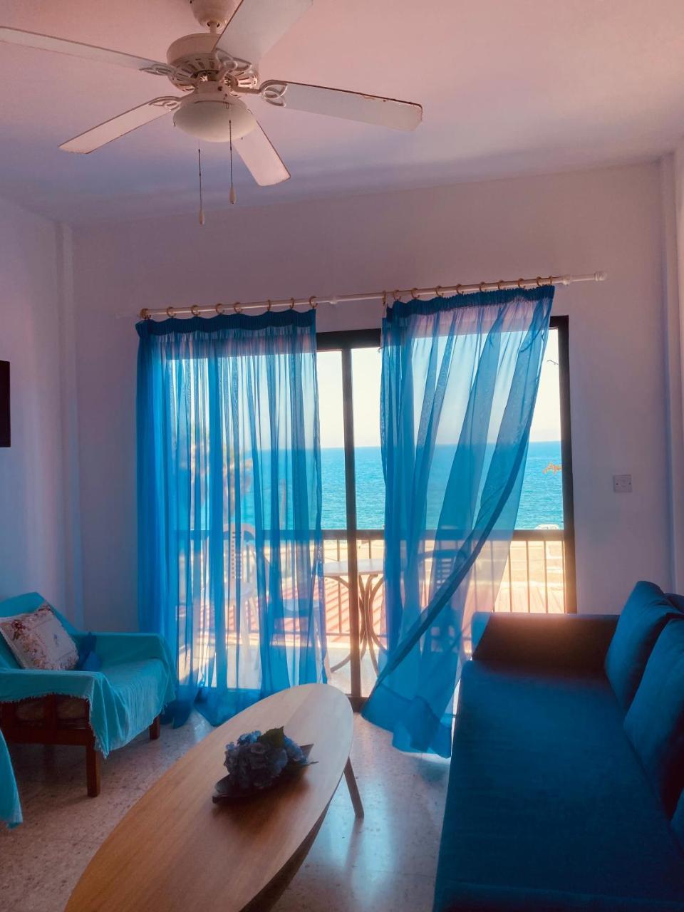 Kissonerga Beach Apartment