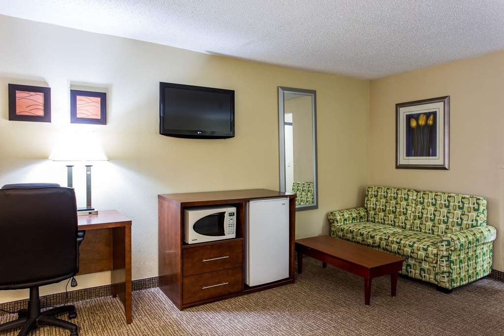 Comfort Inn Columbia West - photo 25