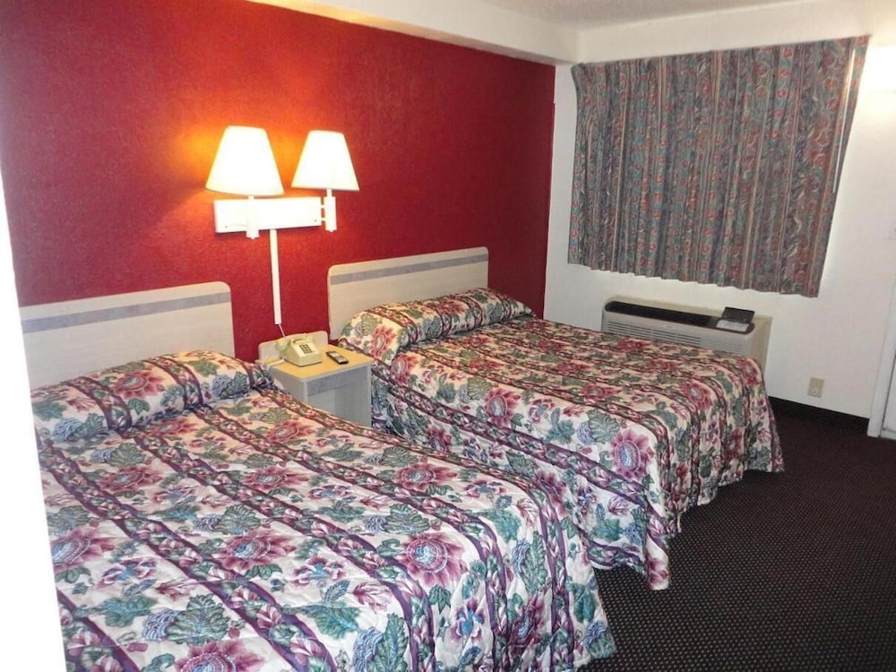 Americas Best Value Inn Battle Creek - photo 9