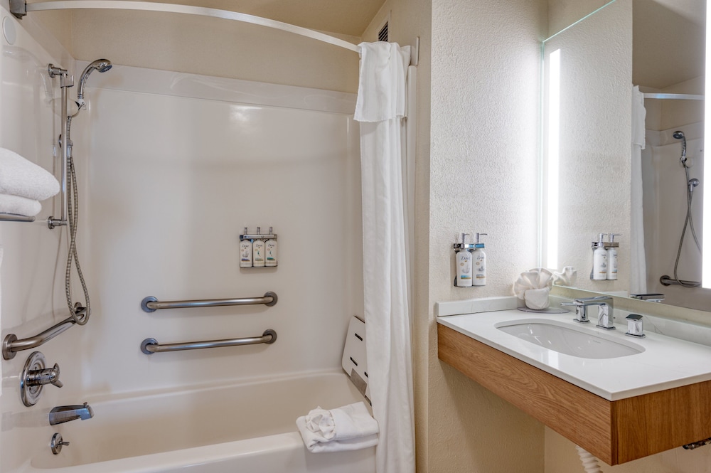 Staybridge Suites Allentown Bethlehem Airport by IHG - photo 51