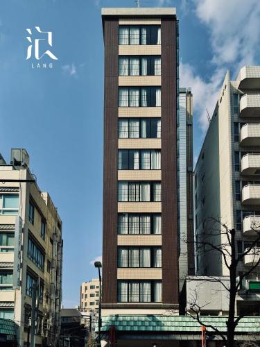 LANG HOTEL Asakusa#Senso ji Temple#1Floor 1Room 85m2# Max 8ppl — 4-Star Luxury Hotel in Tokyo, Japan